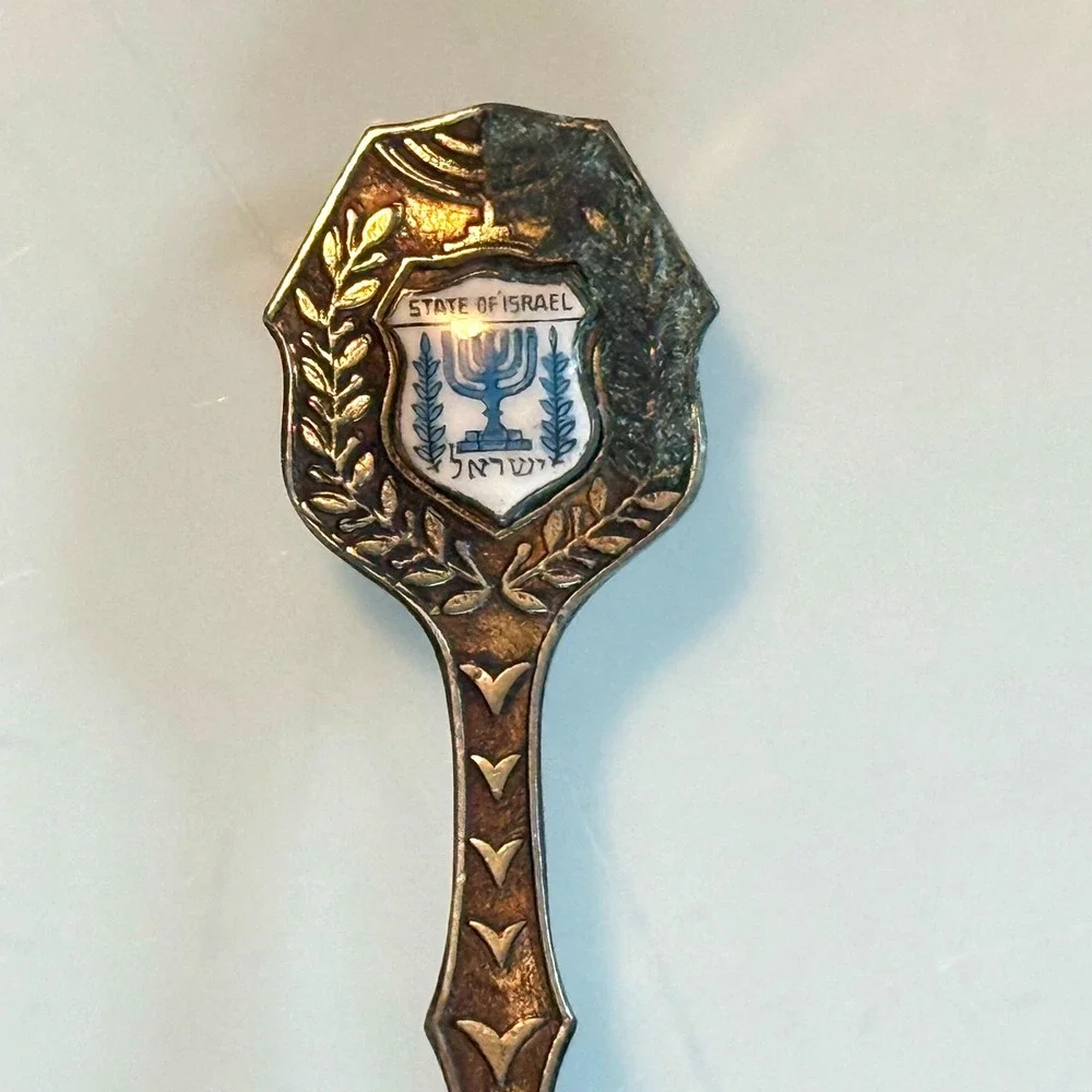 Vintage Souvenir Spoons Sweden Norway Arctic‎ Circle Israel London St Maarten